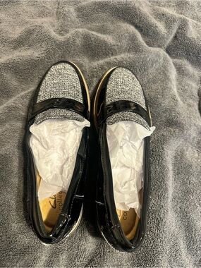 Clark’s Collection Women's Black Patent & white Tweed Loafers